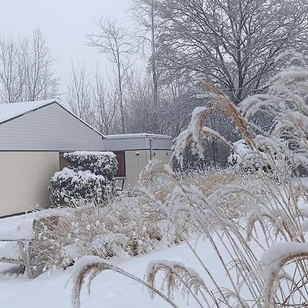 4-Pers Vakantiebungalow In Het Heuvelland Simpelveld Exterior foto